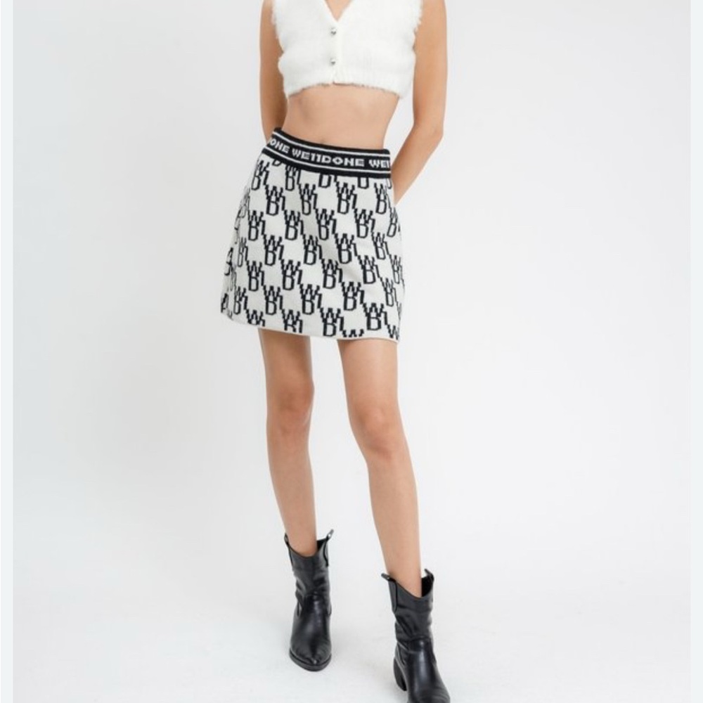 We11done small WD1 All Over Logo Knit Mini Skirt in ivory